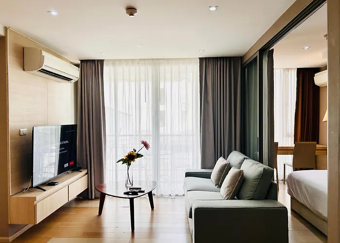 Apartment Prime Two Bedrooms Silom