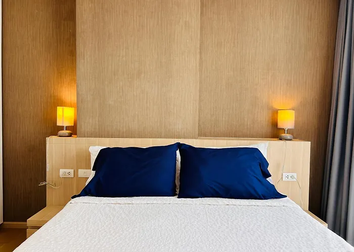 Prime Two Bedrooms Silom Apartment